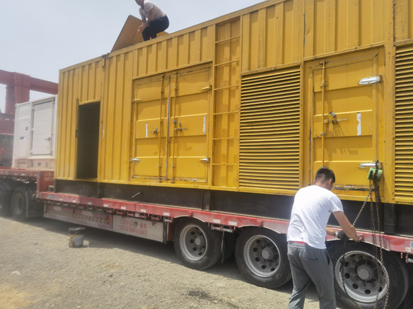 汉寿发电机出租100KW发电机需要什么规格的电缆线?